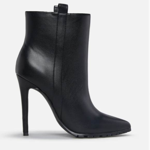 Pull-On booties - Picture 2 of 3